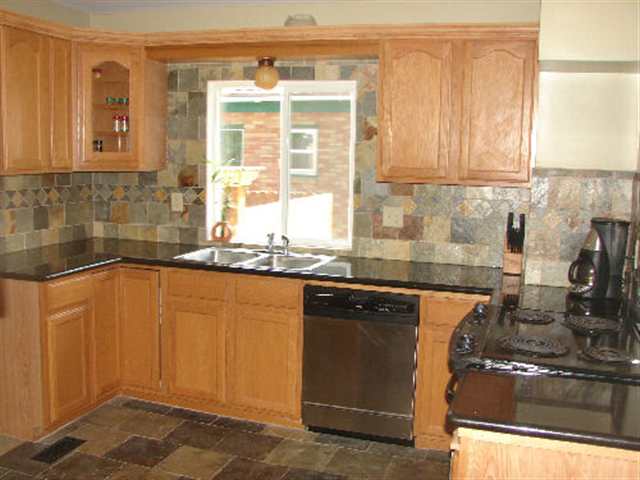 3220  N Milton St - Photo 4