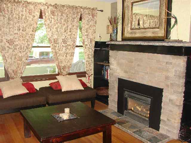 3220  N Milton St - Photo 5