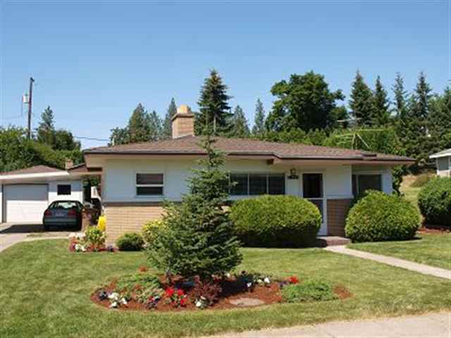 1111 E 36th Ave - Photo 1
