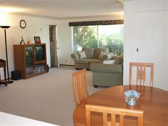 1111 E 36th Ave - Photo 3