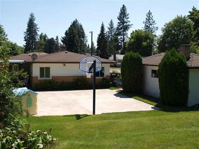 1111 E 36th Ave - Photo 9
