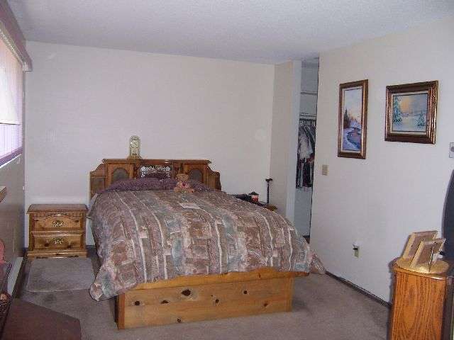 12415  E Olive Ave - Photo 8