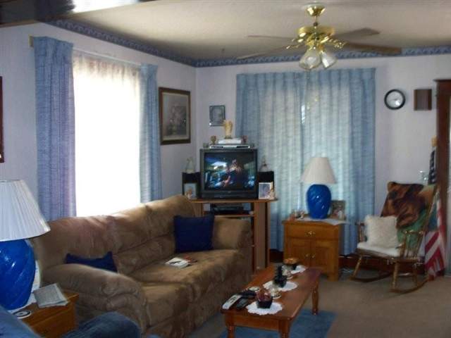 307  S Alder - Photo 4