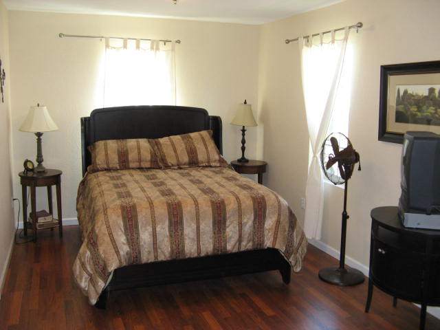 8915 E Longfellow Ave - Photo 7