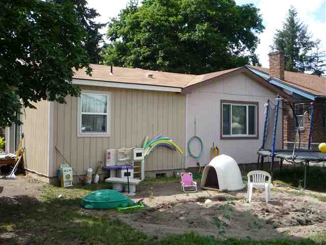 5105 N CRESTLINE St - Photo 2