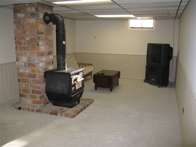 3704  S FREYA St - Photo 7