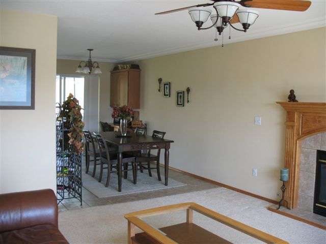 6804  N ROYAL Ln - Photo 3