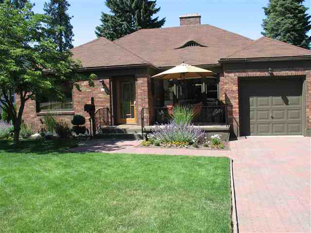 910 W 30th Ave - Photo 1
