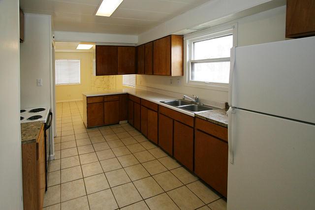 2033  W York Ave - Photo 3