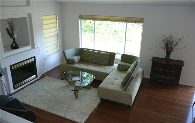 24023 E Olive Ln - Photo 2