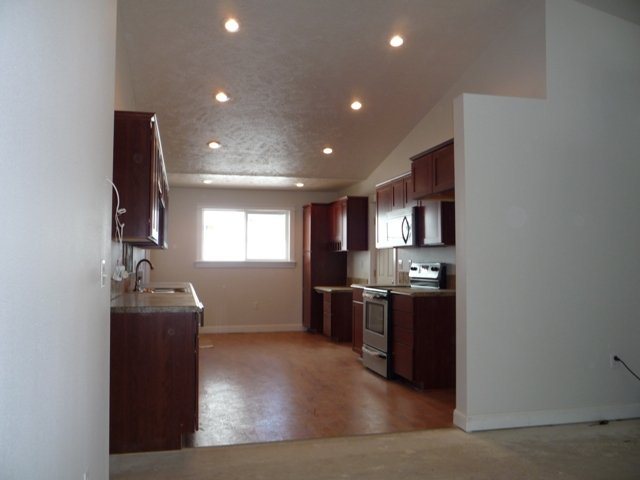 4130  E 21st Ave - Photo 4