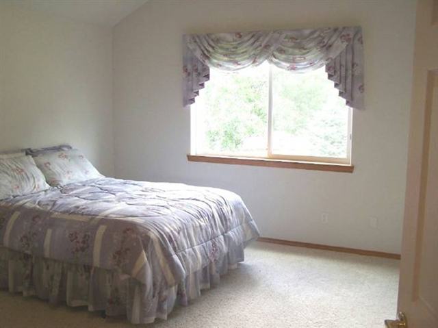 913  N GOLDEN COURT - Photo 8