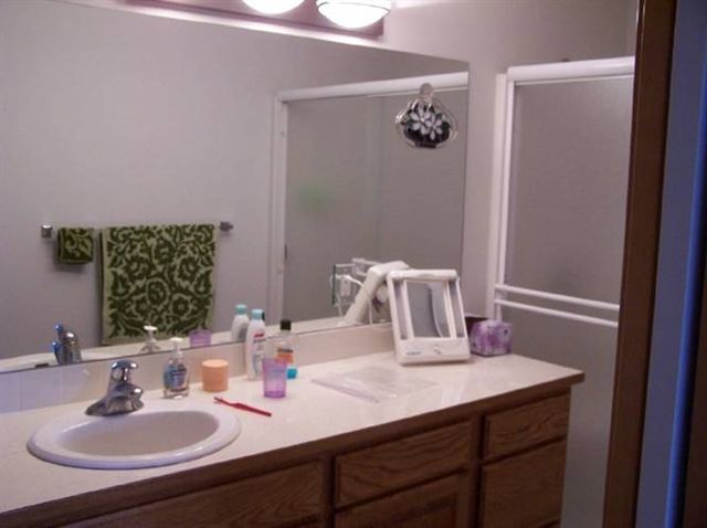 913  N GOLDEN COURT - Photo 9