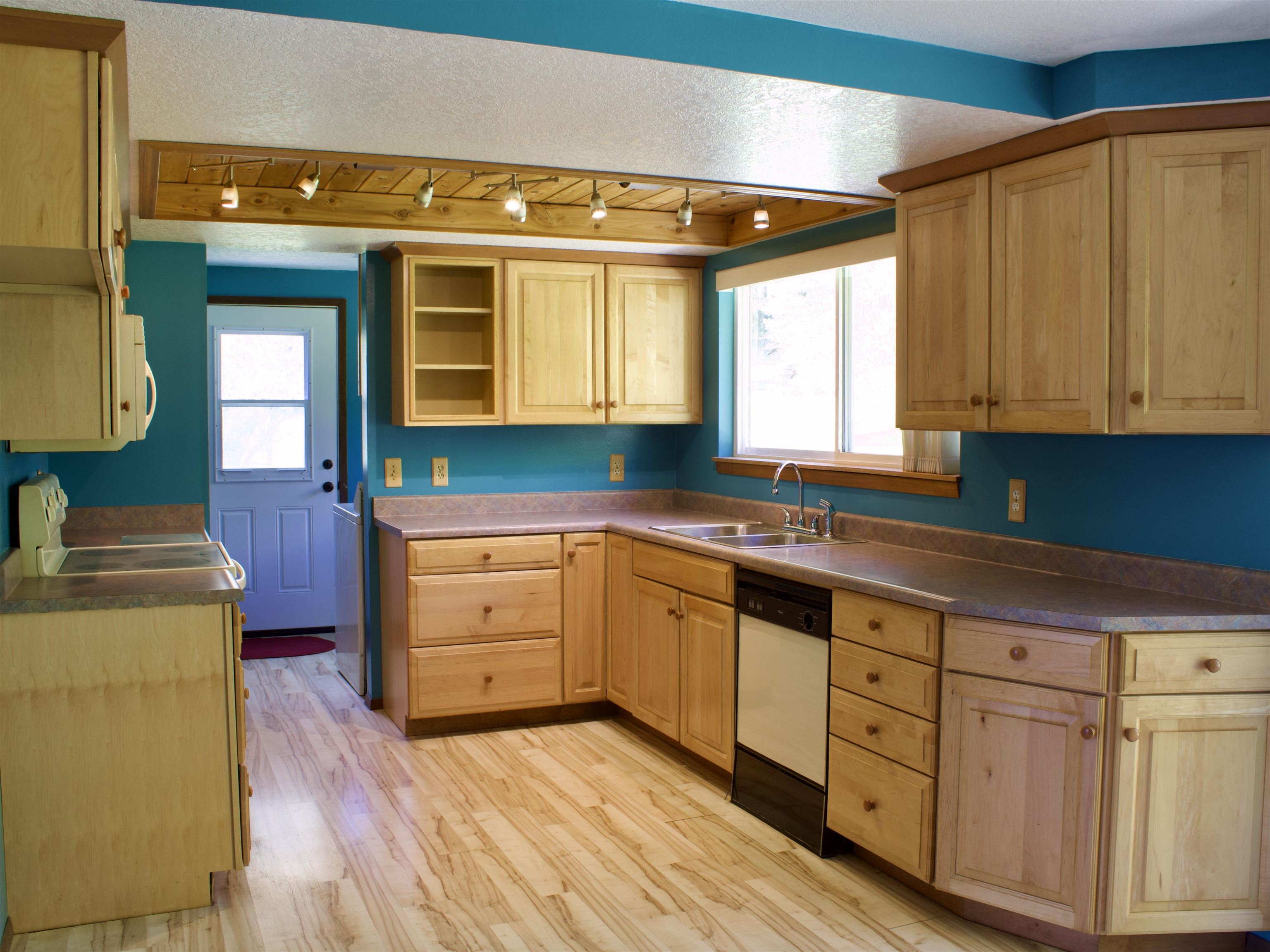 1001 W Walnut St - Photo 5