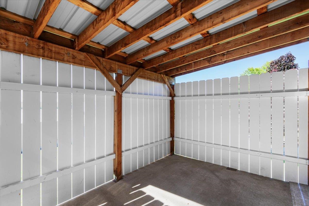 17602 E Indiana Ave - Photo 19
