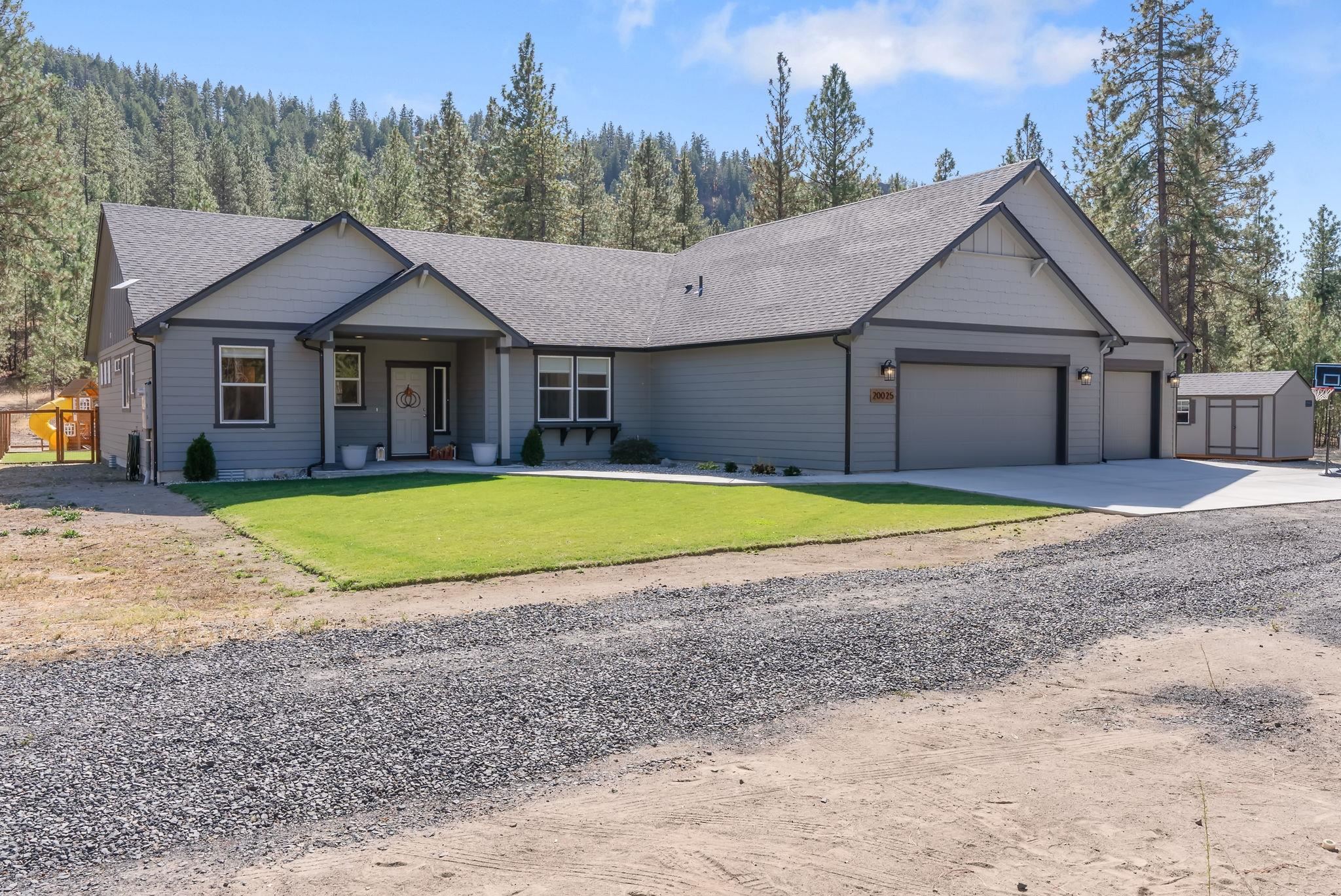 20025 N Mathias Ln - Photo 2