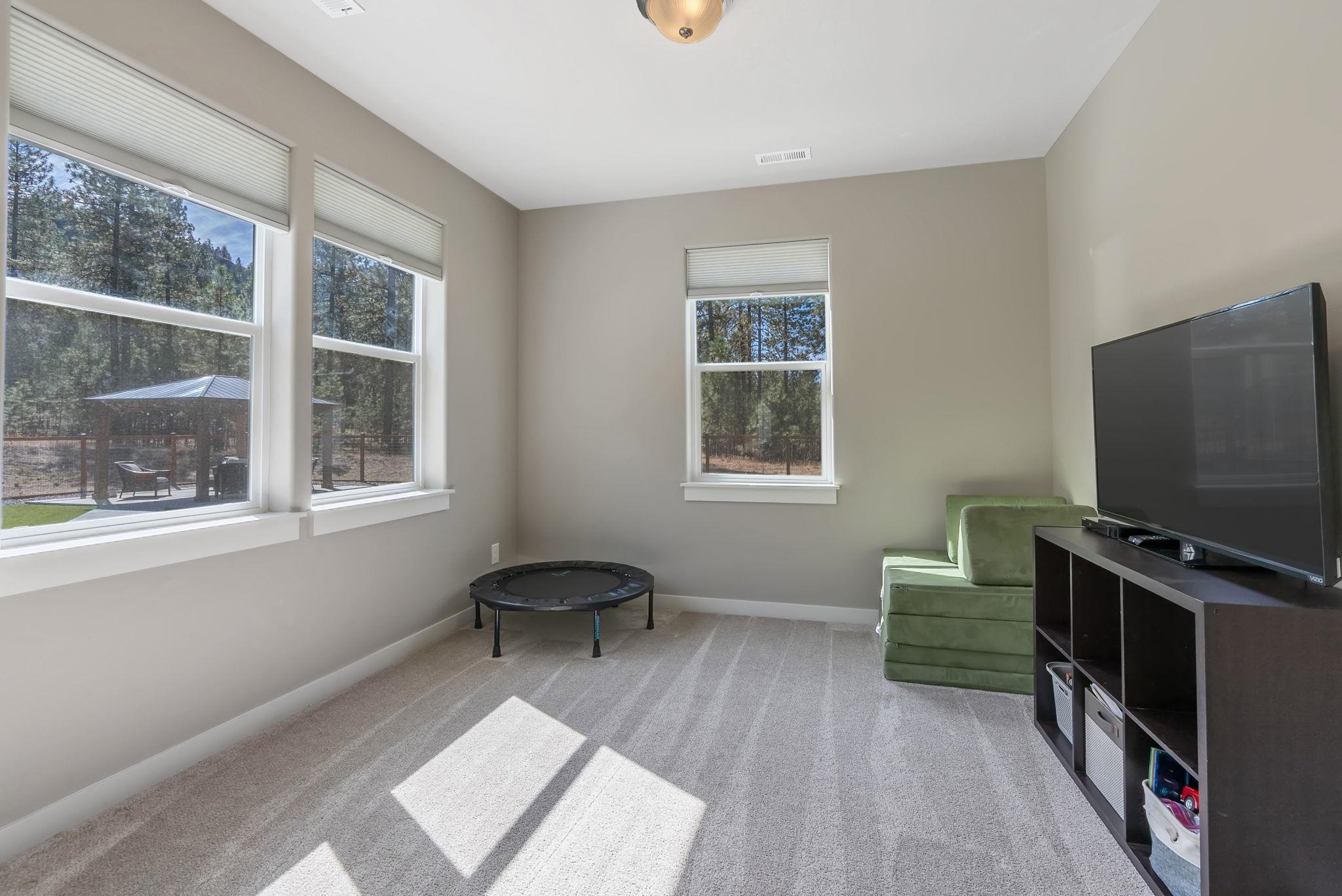 20025 N Mathias Ln - Photo 15