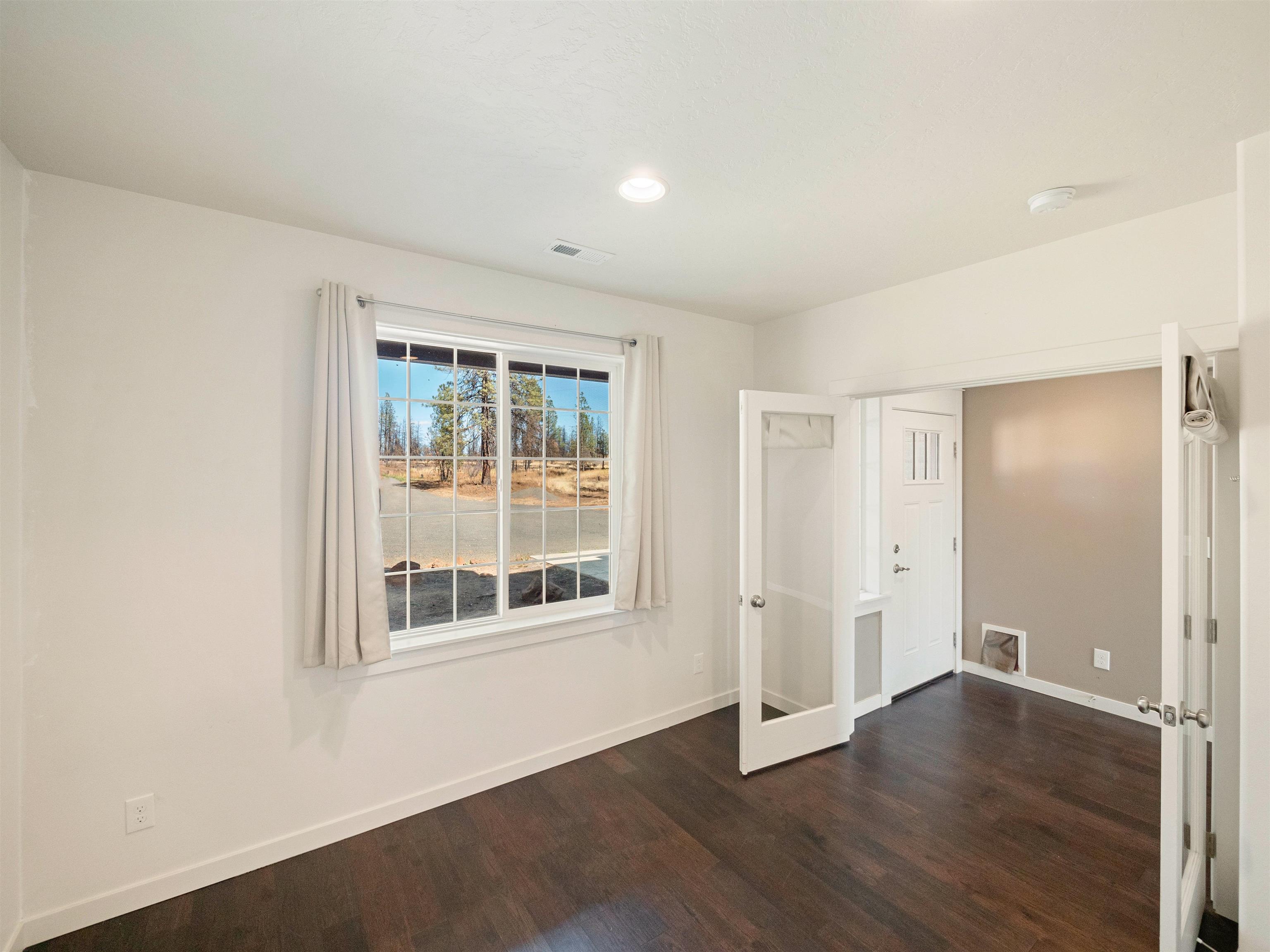 18215 W Genni Rock Ln - Photo 9