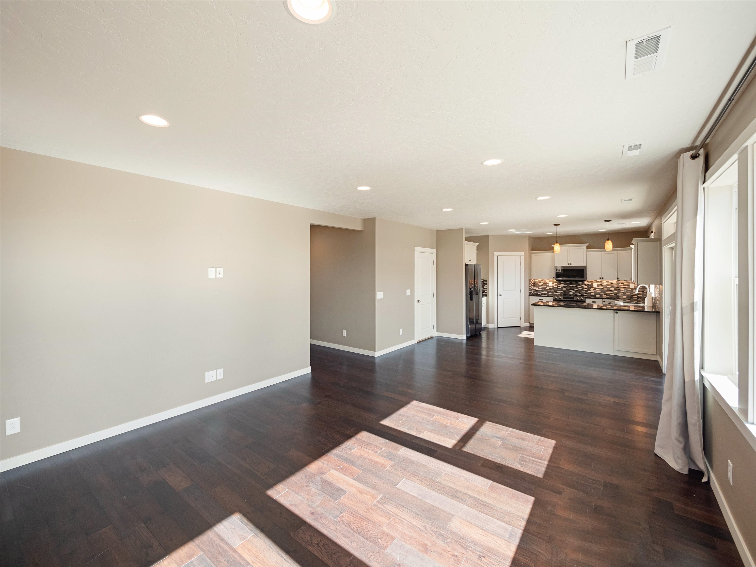 18215 W Genni Rock Ln - Photo 11