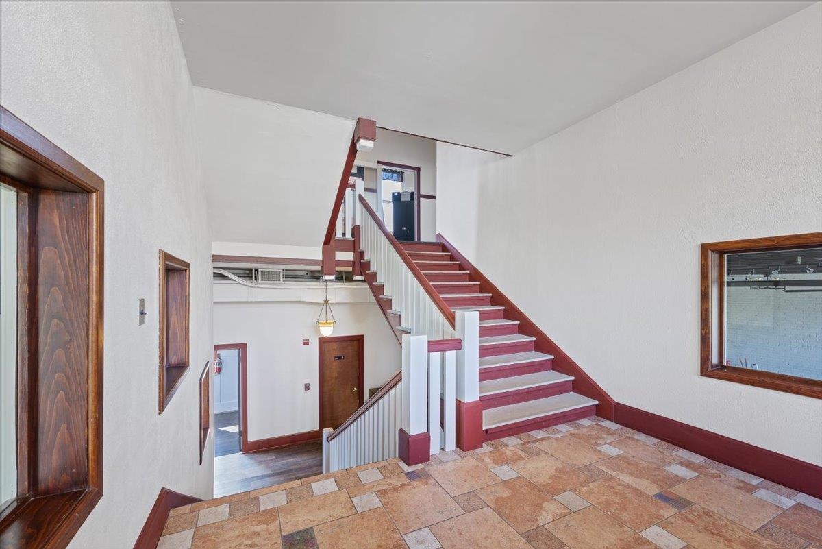 5634 E Commerce Ave - Photo 22