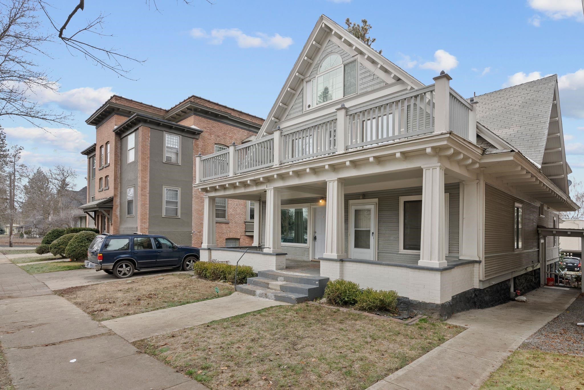 1424 W 10th Ave - Photo 2