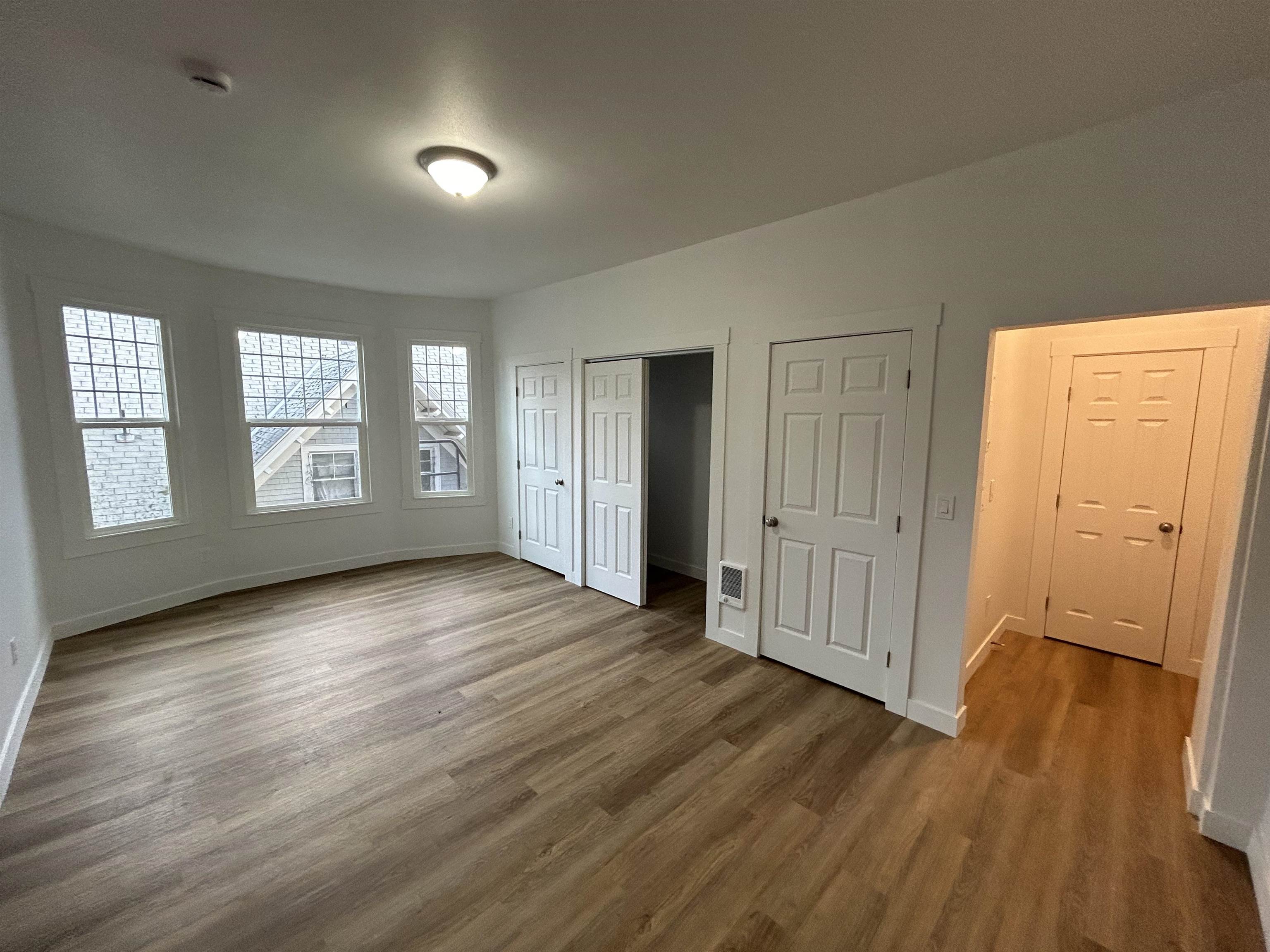 1428 W 10th Ave - Photo 12