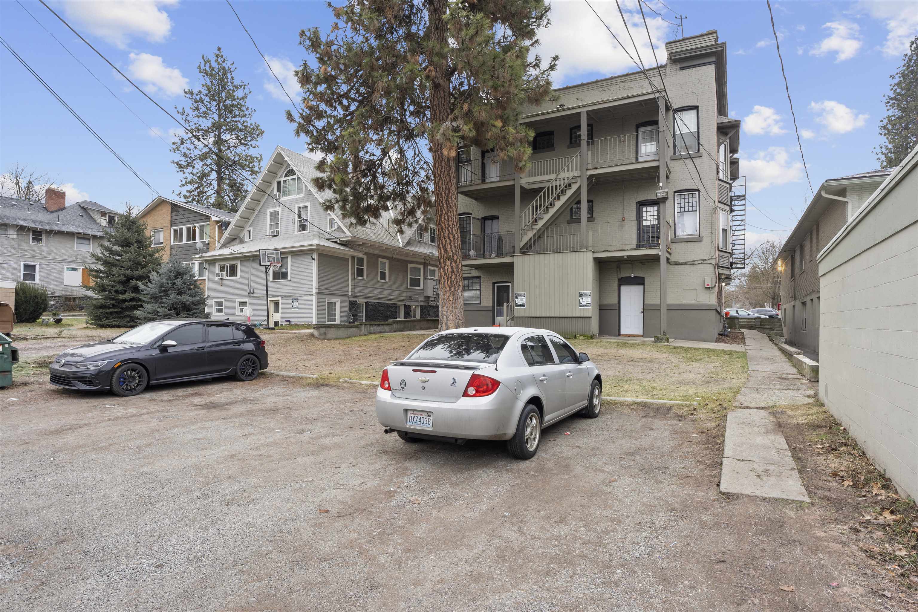 1428 W 10th Ave - Photo 4