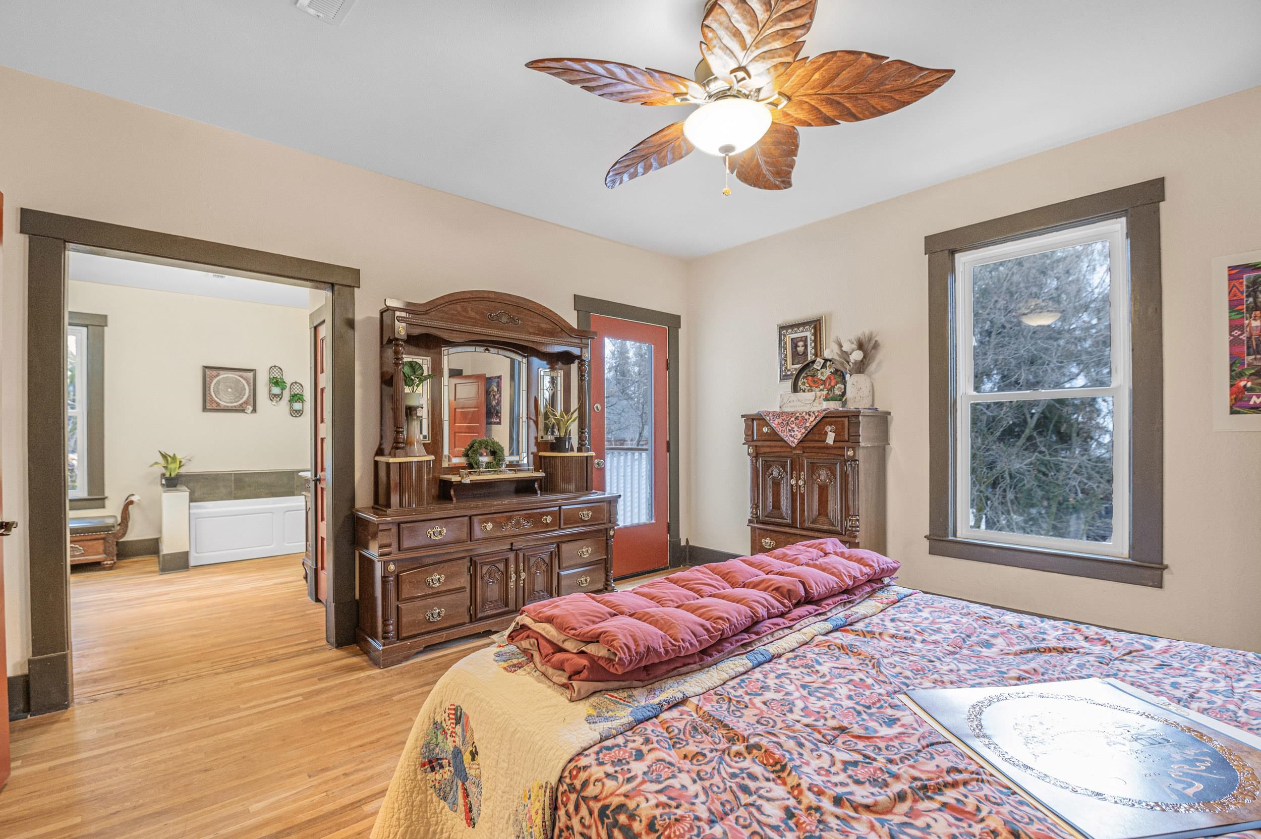 640 N Elm St - Photo 26