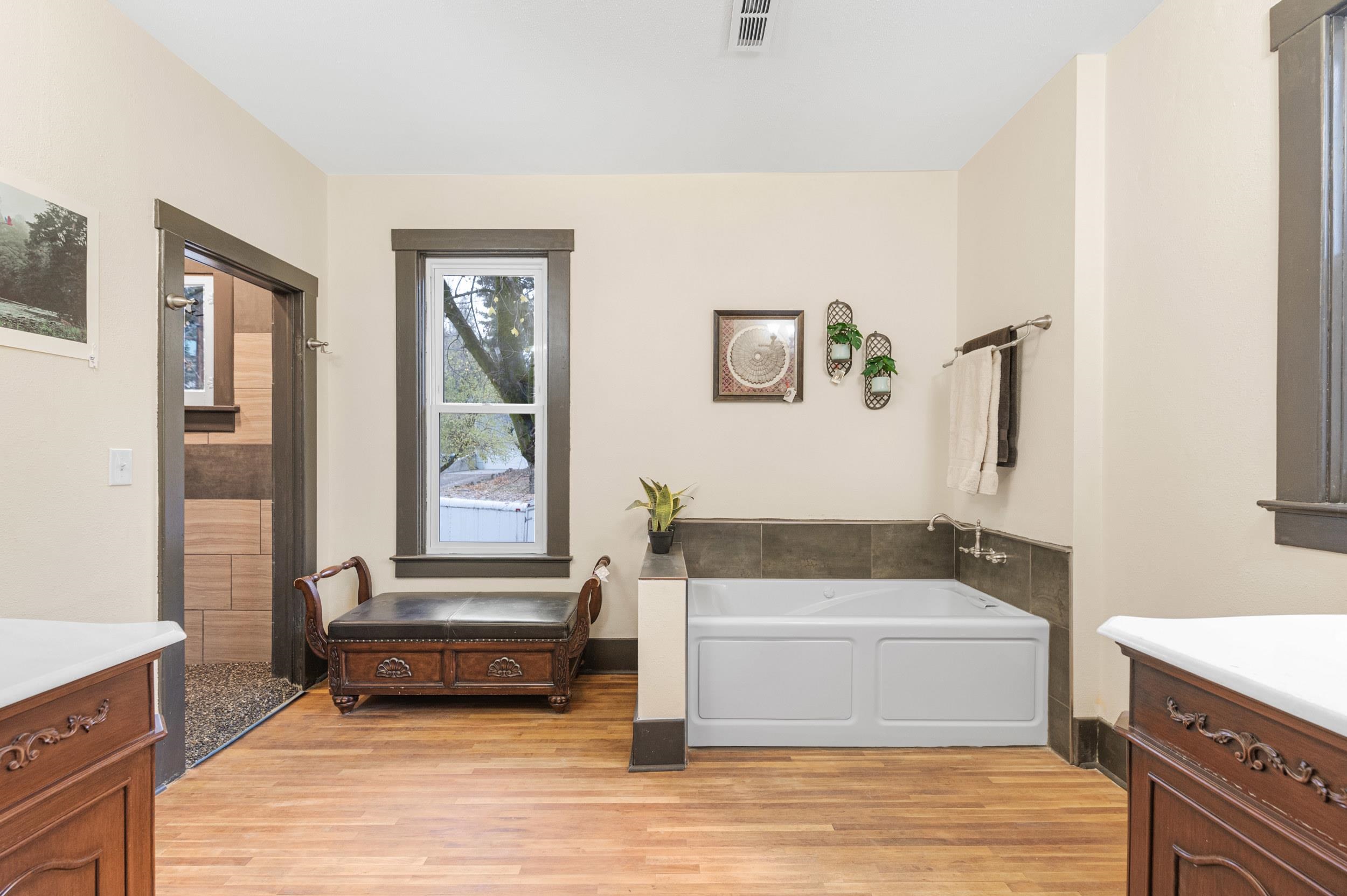 640 N Elm St - Photo 27