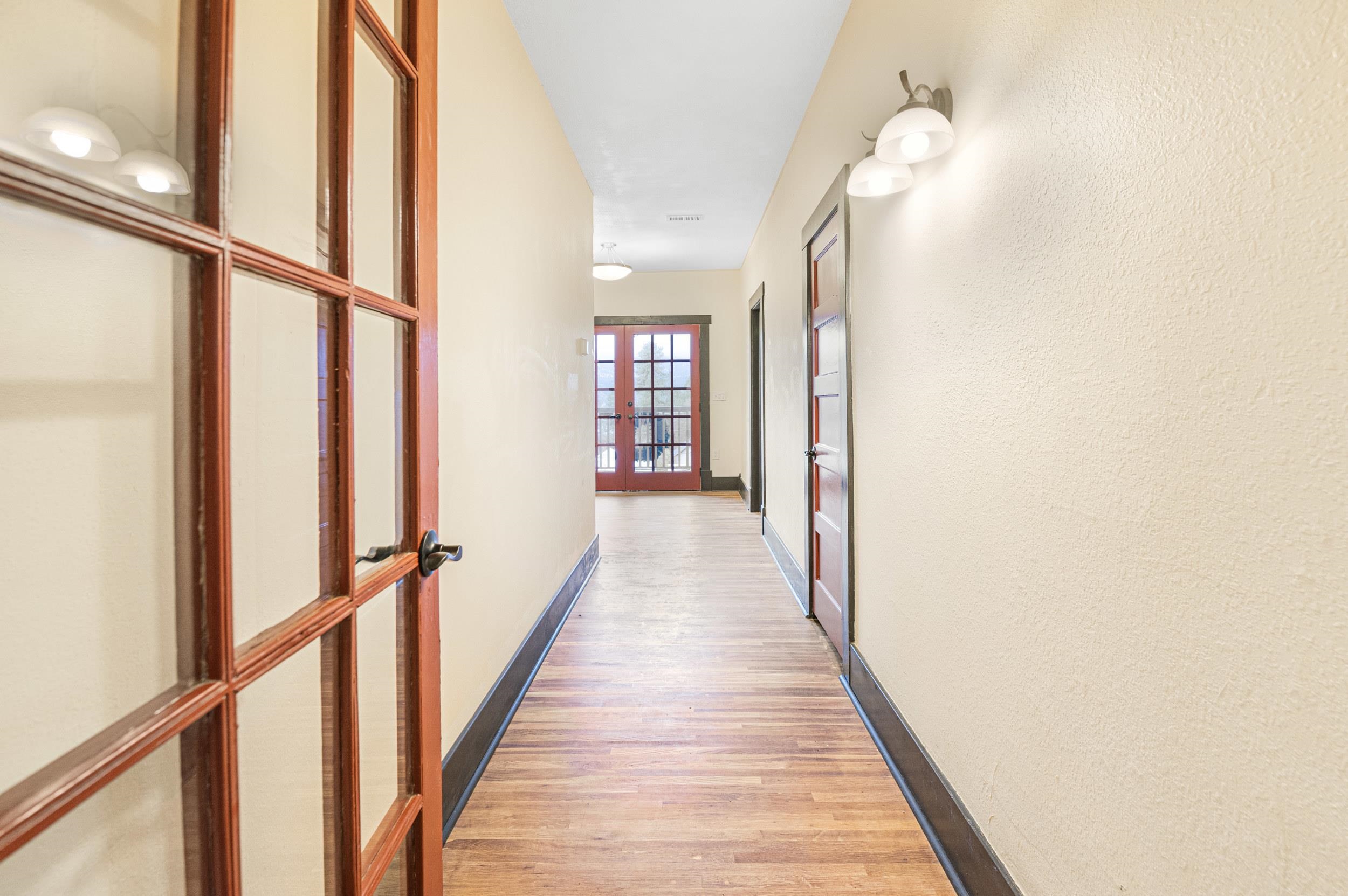 640 N Elm St - Photo 34