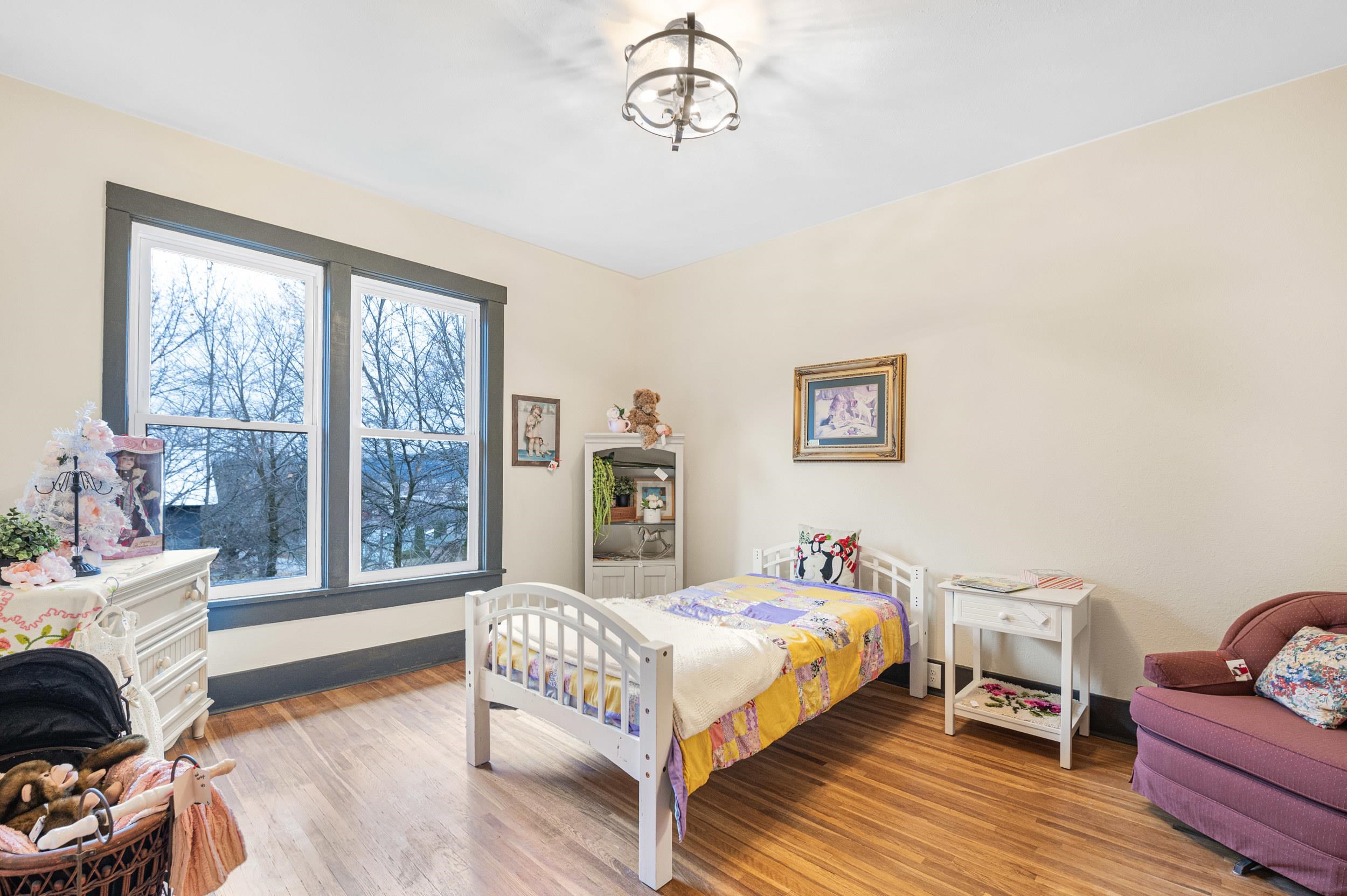 640 N Elm St - Photo 31