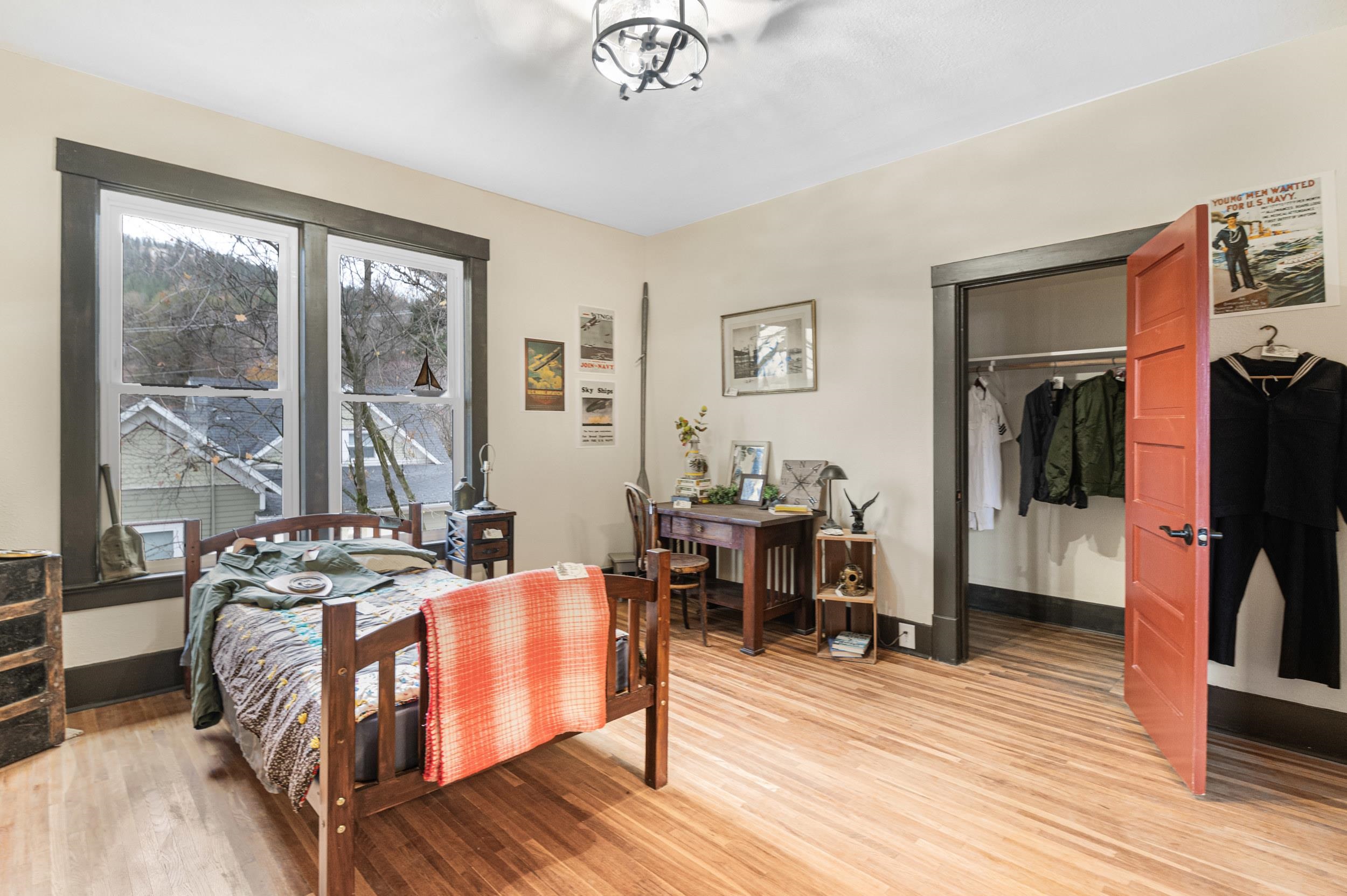 640 N Elm St - Photo 32