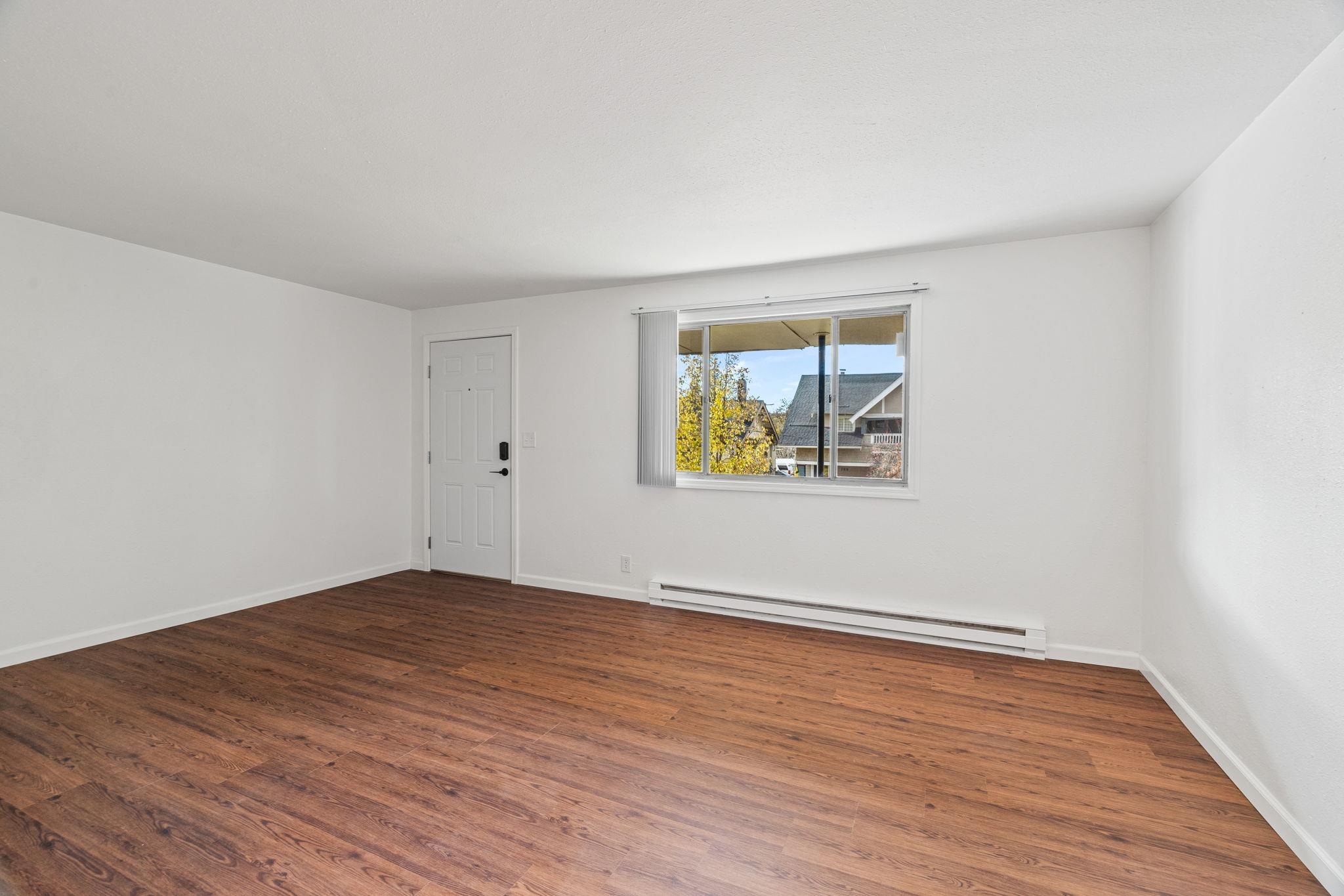 1627 W 7th Ave - Photo 10