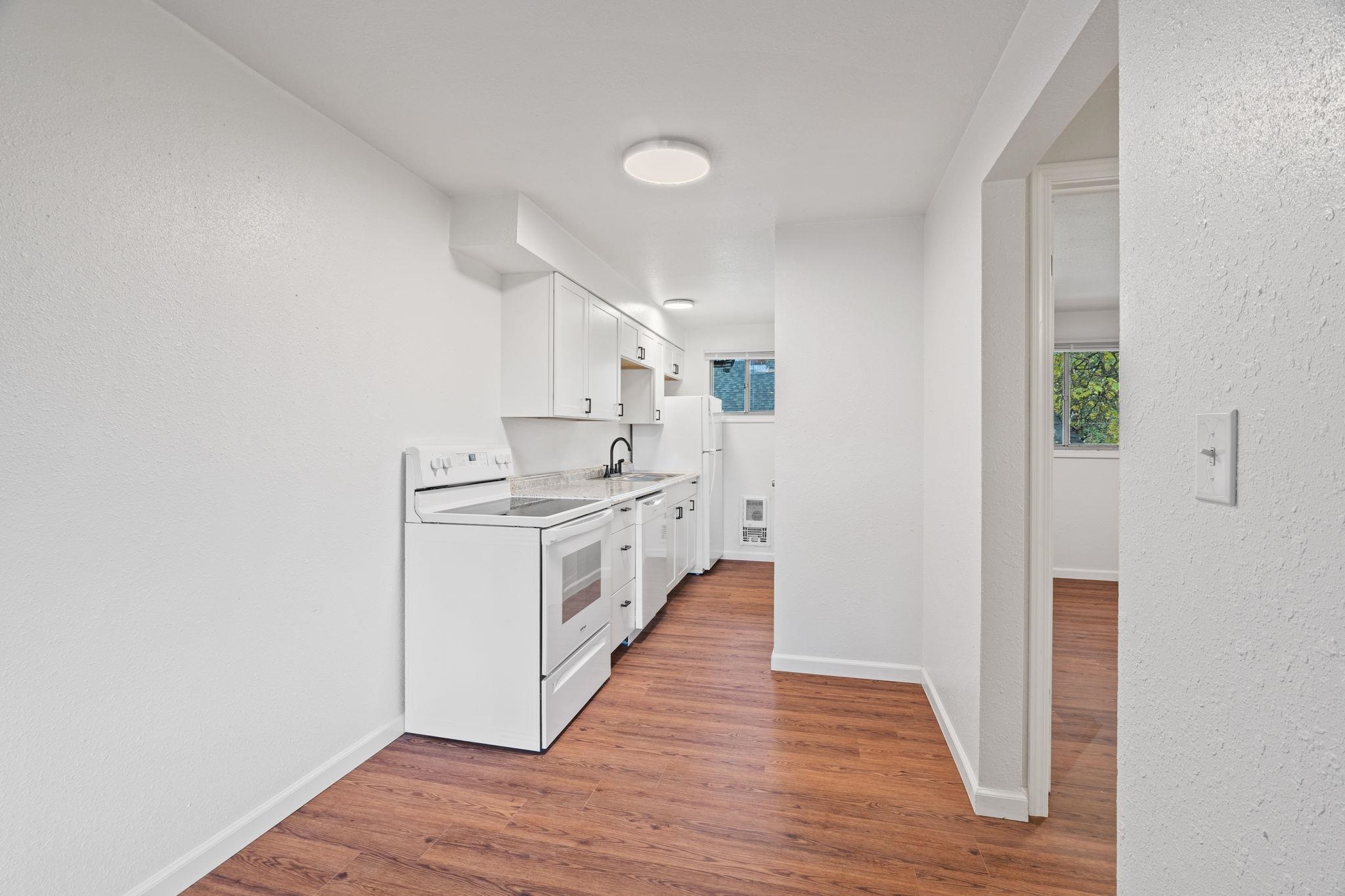 1627 W 7th Ave - Photo 12