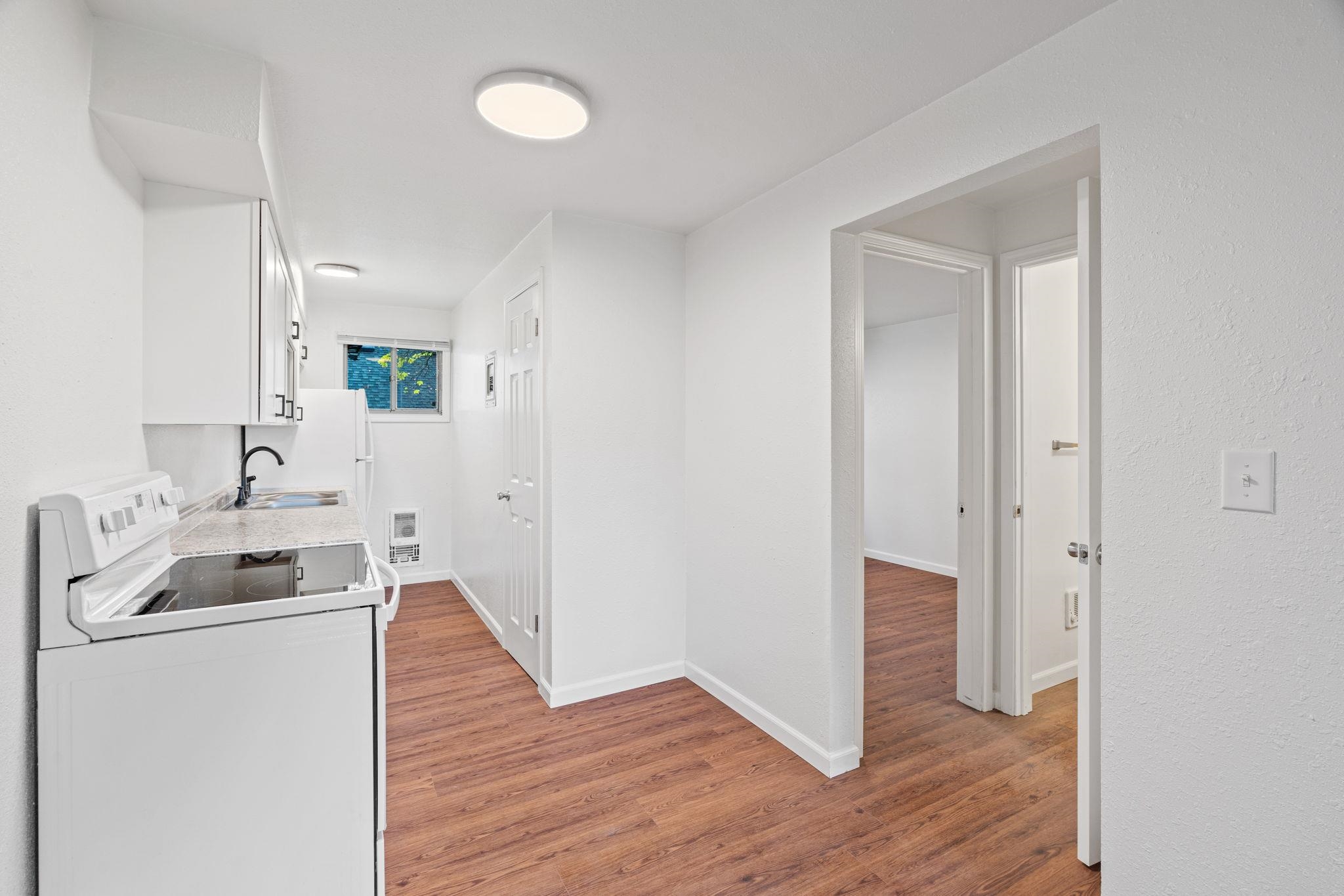1627 W 7th Ave - Photo 13