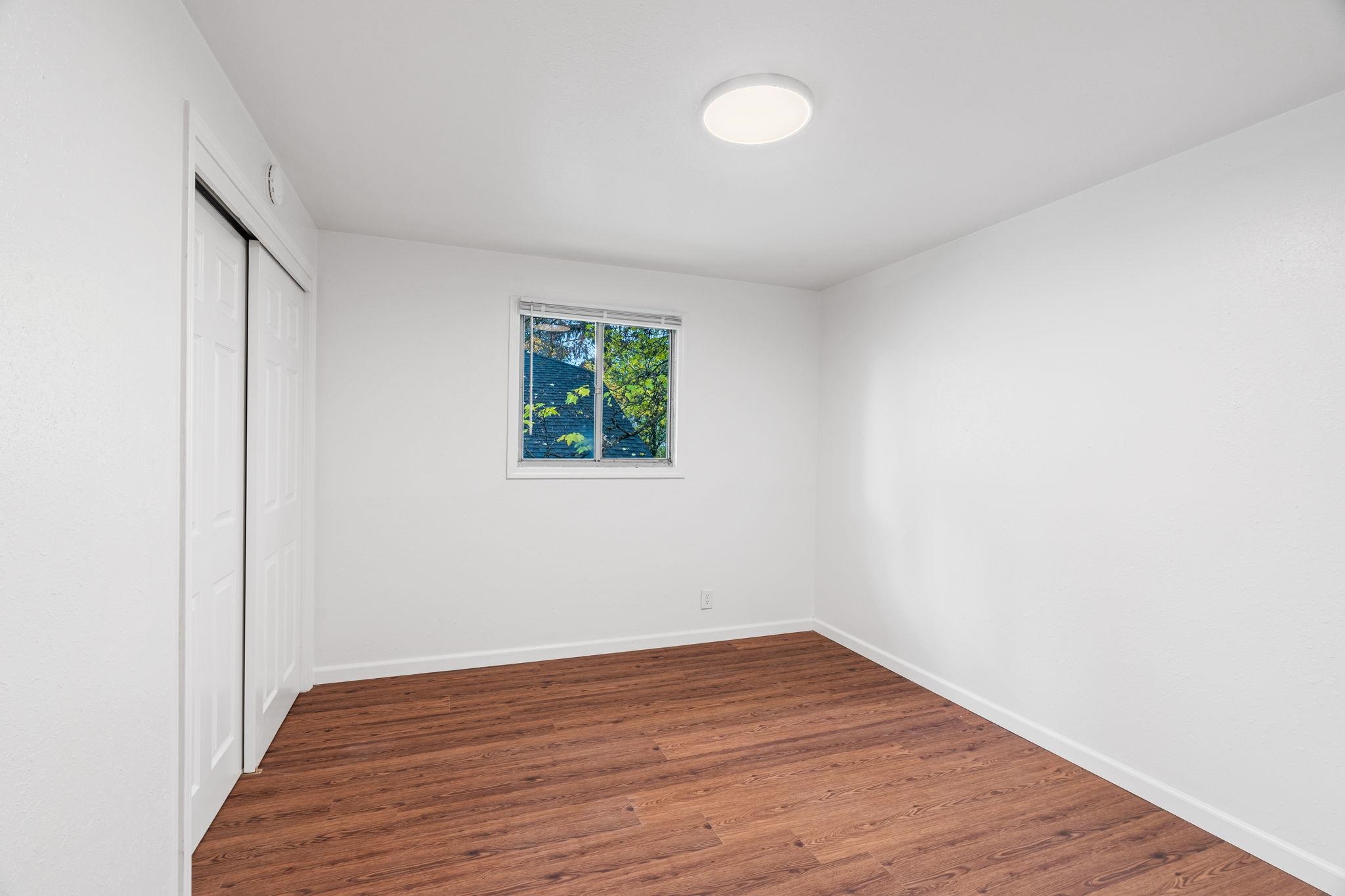 1627 W 7th Ave - Photo 17
