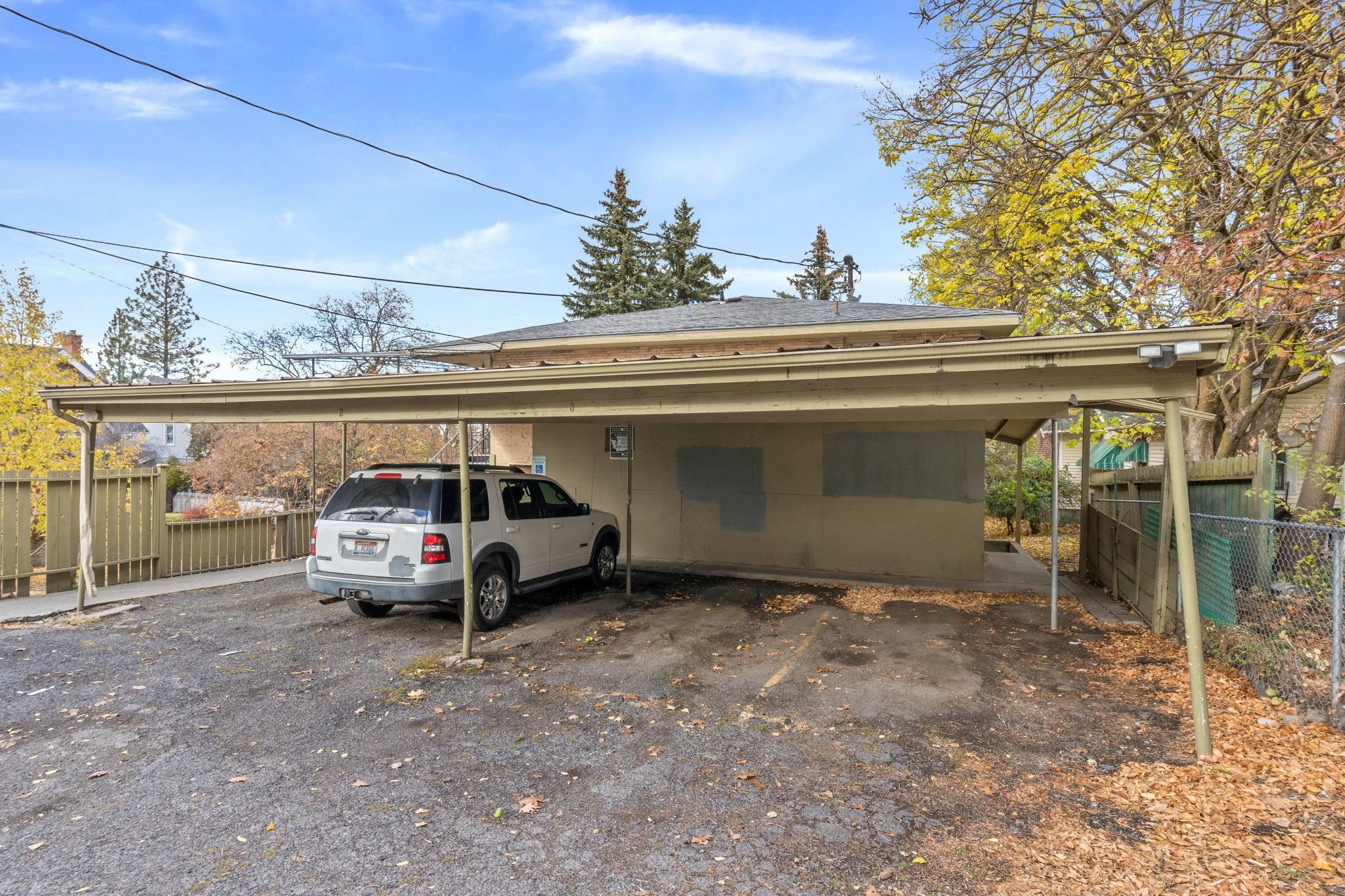1627 W 7th Ave - Photo 22