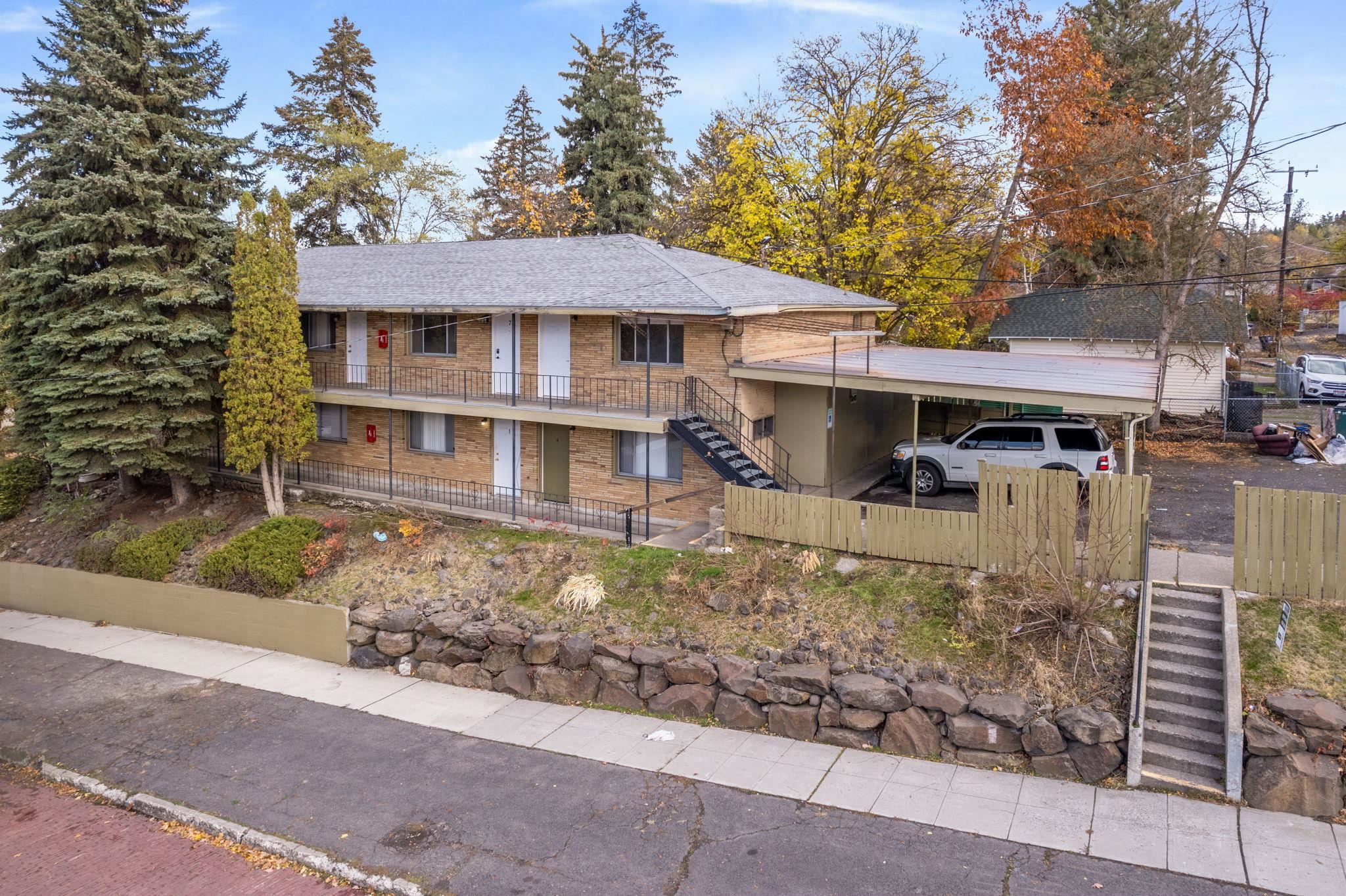 1627 W 7th Ave - Photo 3