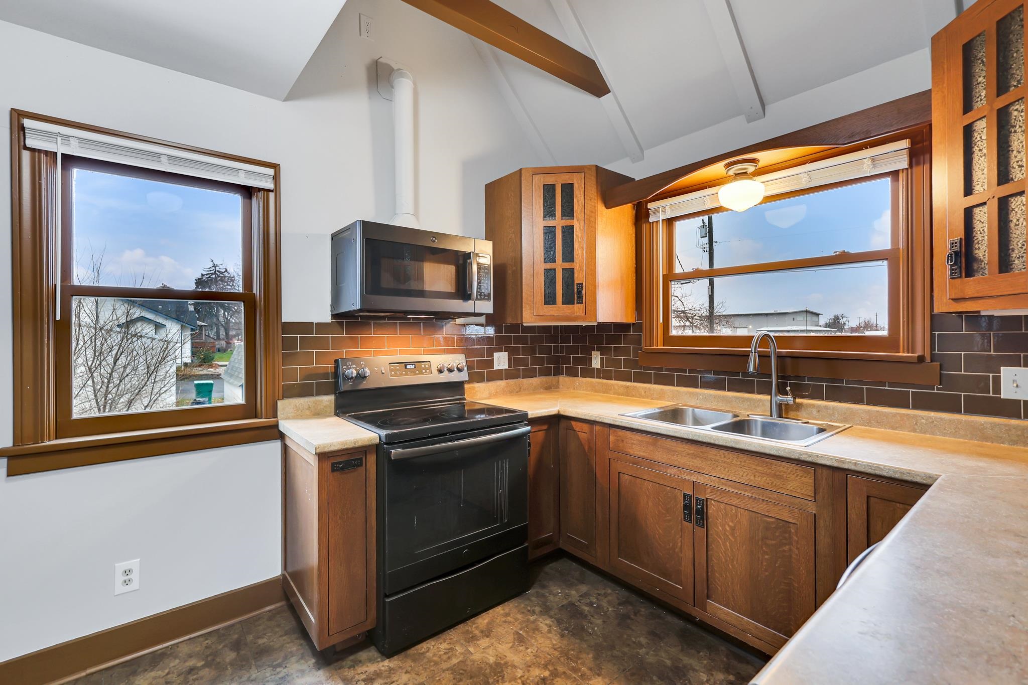 2612 N Elizabeth Rd - Photo 9