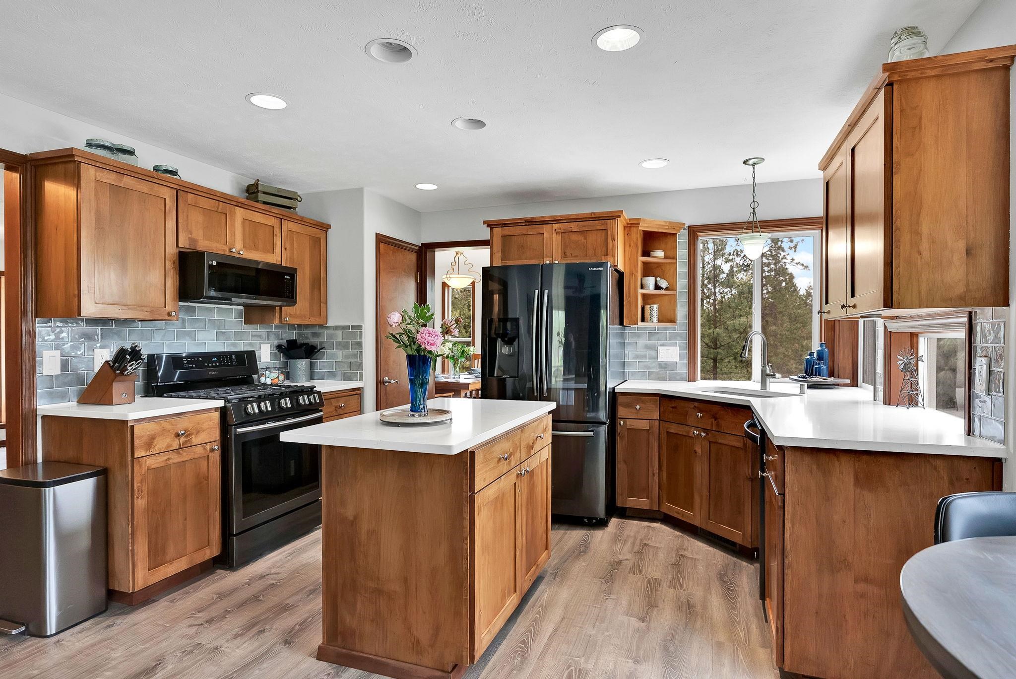 6533 D Lois Way - Photo 10