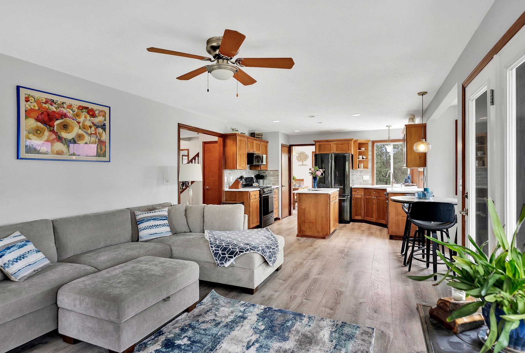 6533 D Lois Way - Photo 12