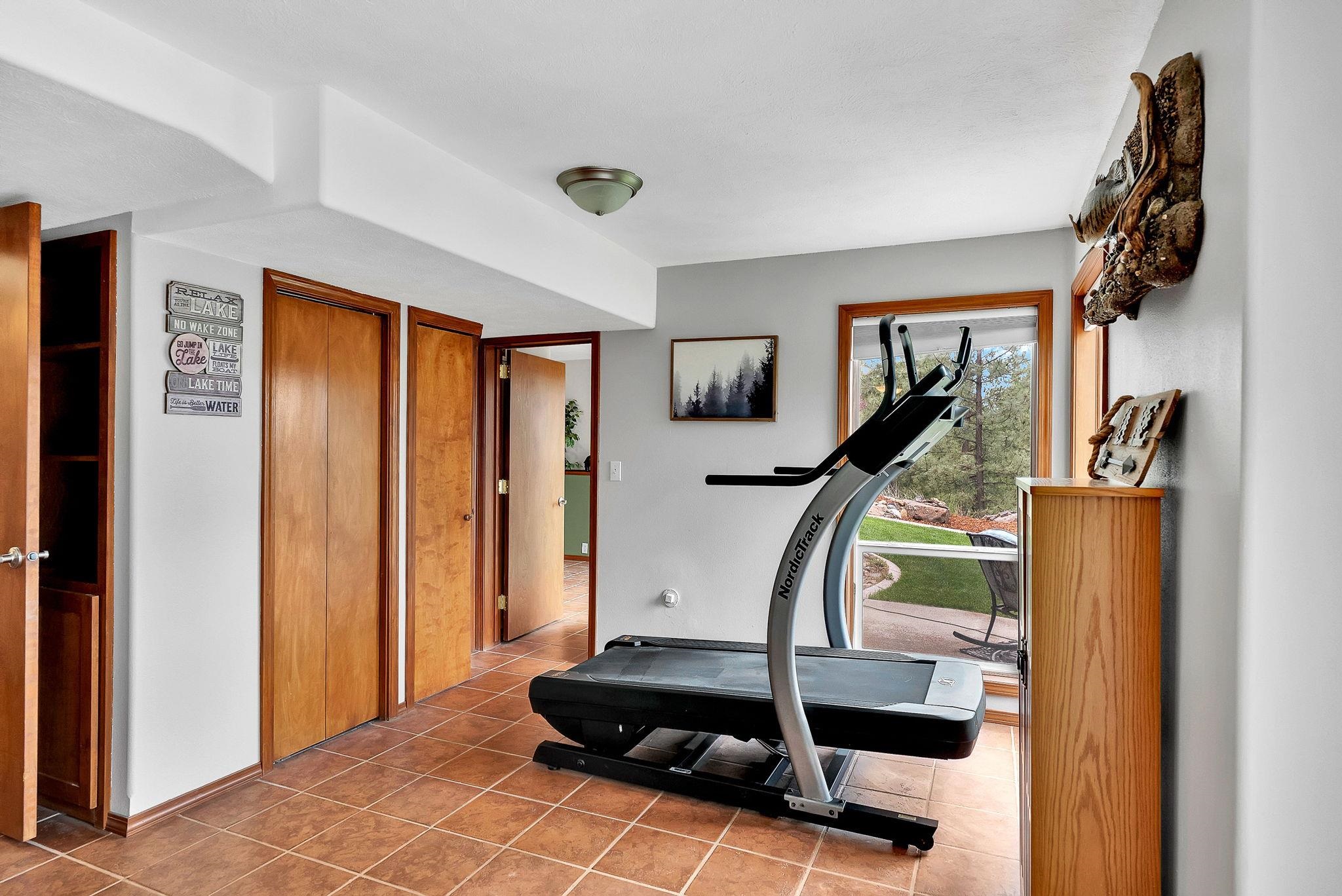 6533 D Lois Way - Photo 30