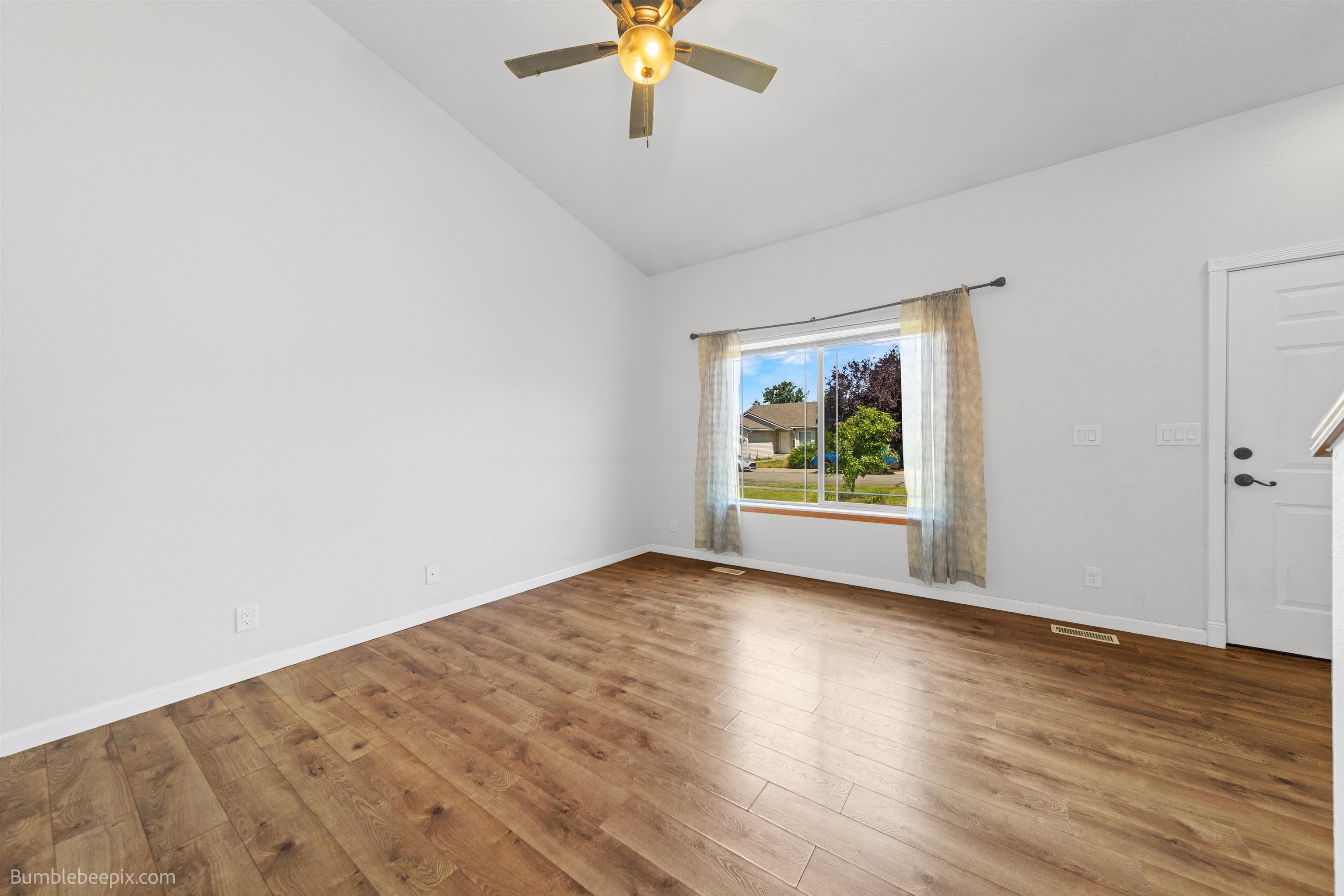 19322 E Flat Rock River Ln - Photo 3