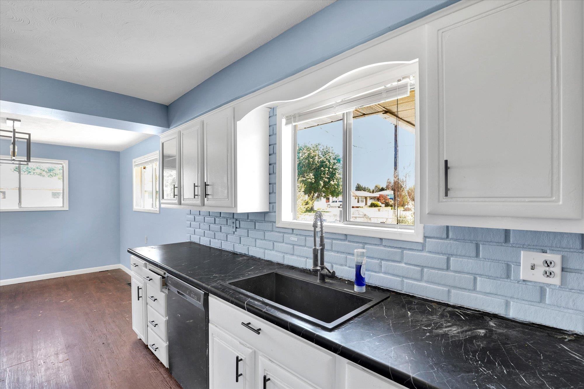 14810 E Wellesley Ave - Photo 8