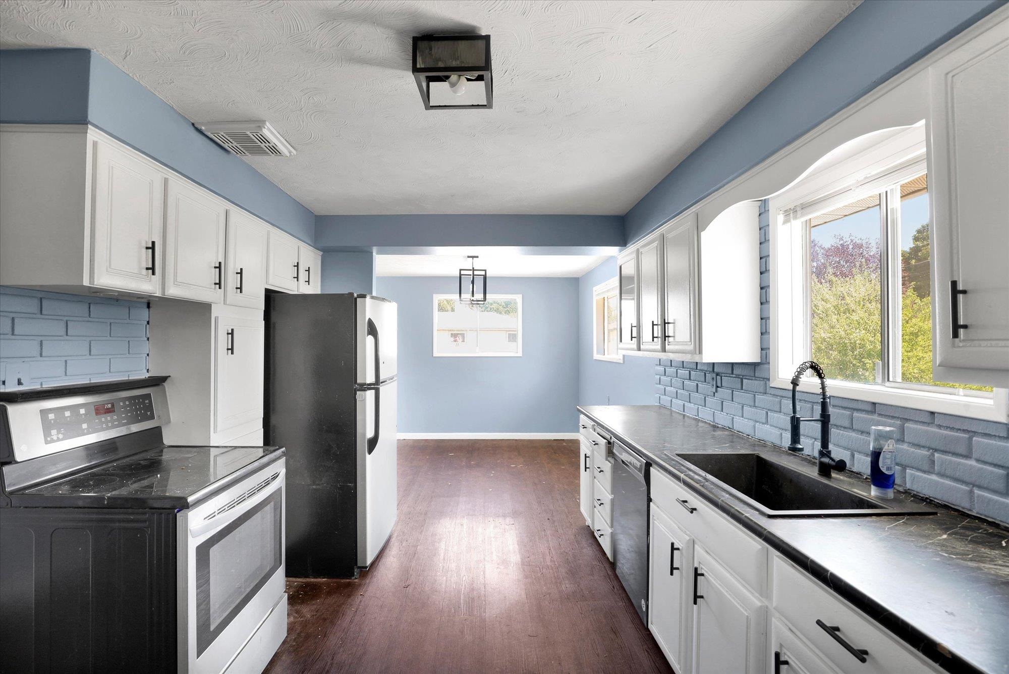 14810 E Wellesley Ave - Photo 9