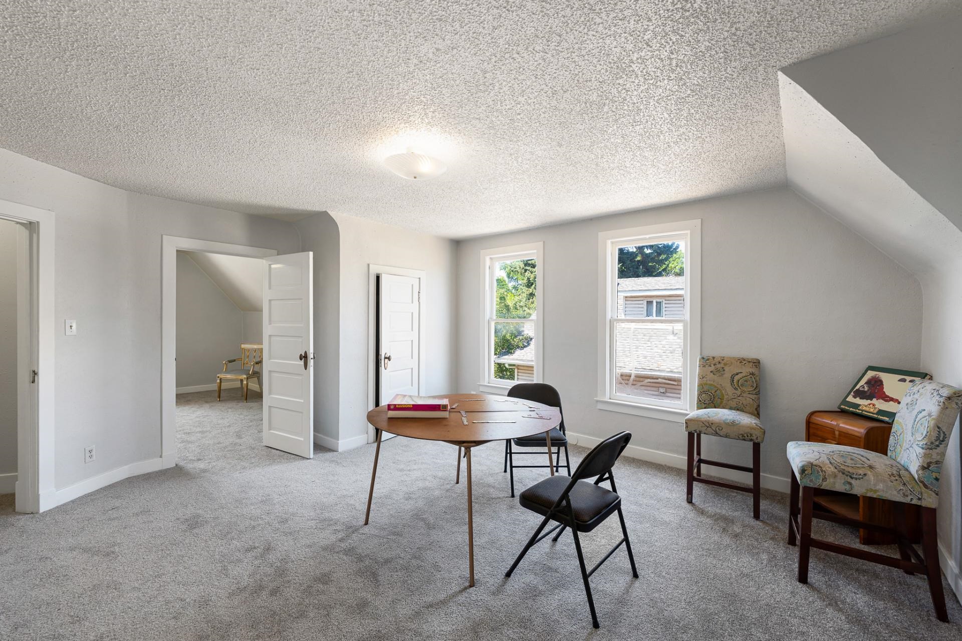 2713 E 5th Ave - Photo 14