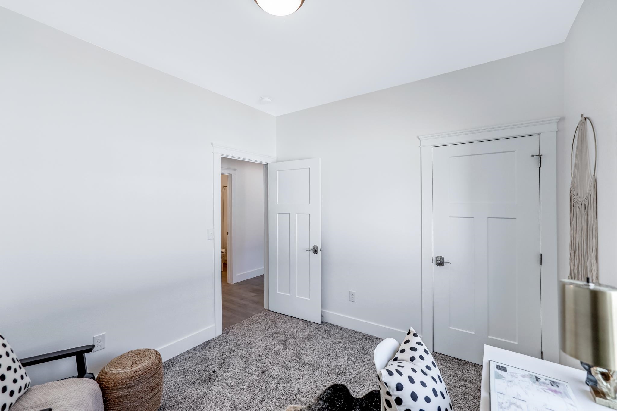 620 E Devisadero St - Photo 16
