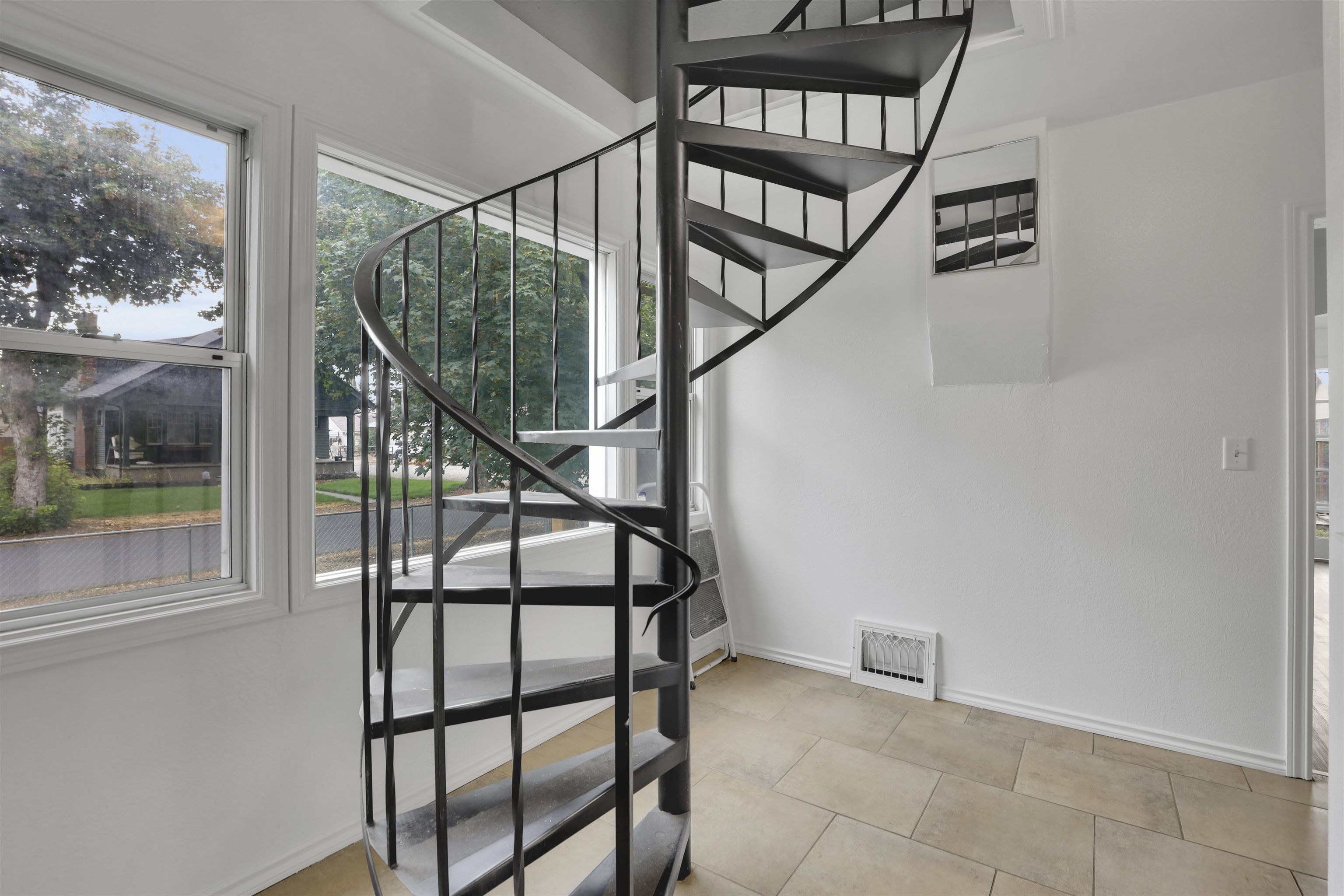 8020 E Marietta Ave - Photo 8
