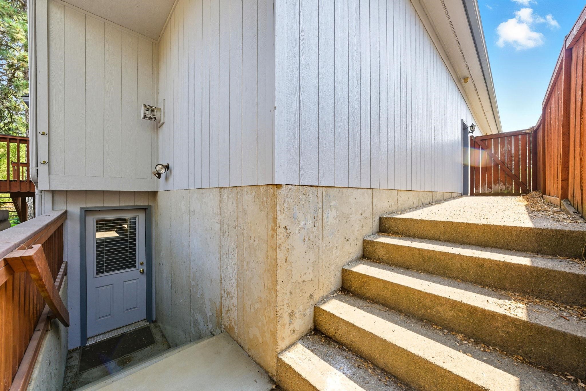 5203 S Hogan Ct - Photo 44