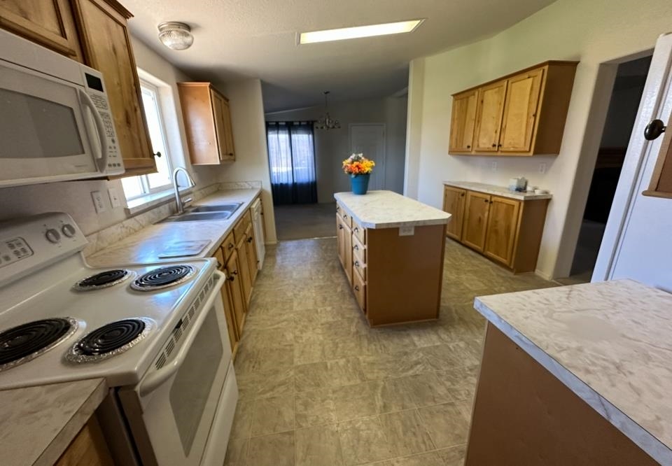 601 Lincoln Rd - Photo 13